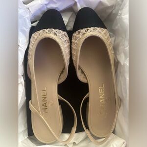 CHANEL Beige and Black slingback flats